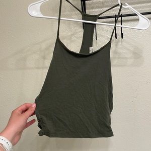 Crop tank top 💚